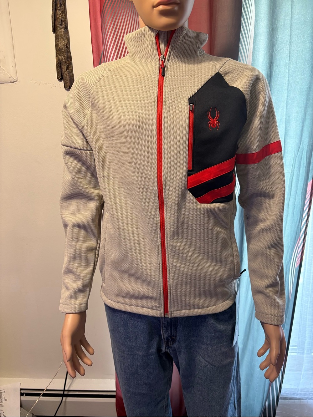 Spyder Men’s SmallL beige and red Full-Zip Jacket with Black and Red Accents